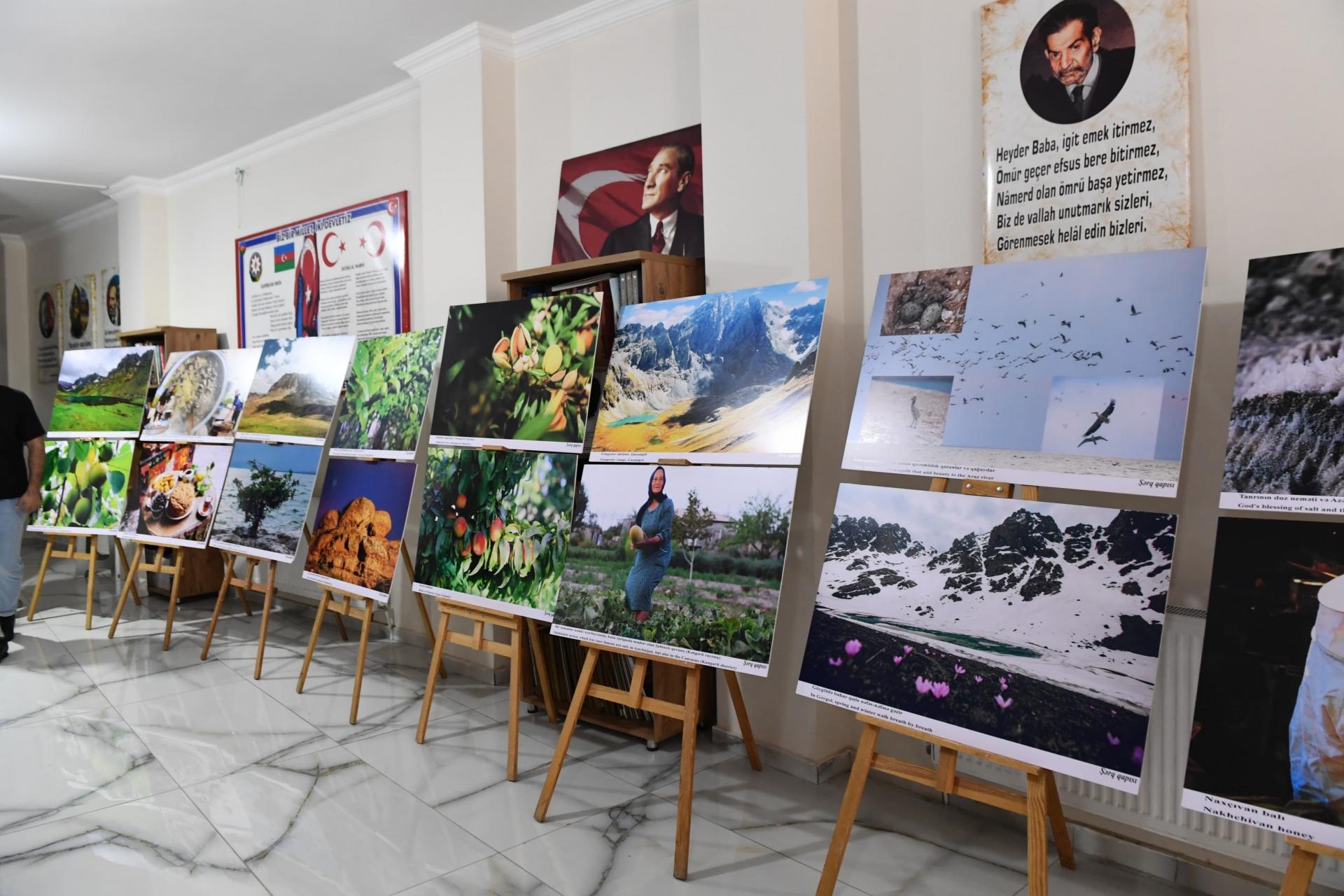 Igdirda &ldquo;Naxcivan fotolarda&rdquo; adli fotoserginin acilisi olub