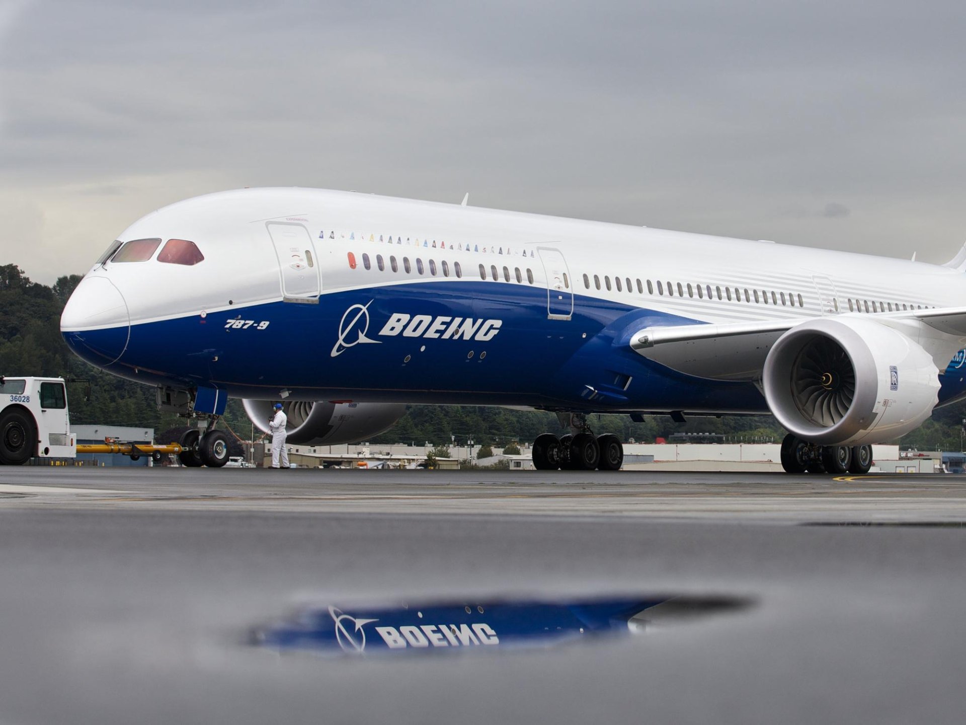 &ldquo;Boeing&rdquo; aviasirketlere teyyarelerdeki yeni problem barede melumat verib